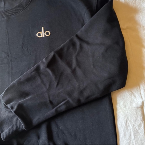 ALO Yoga Black Accolade Sweatshirt Size L - Picture 3 of 4